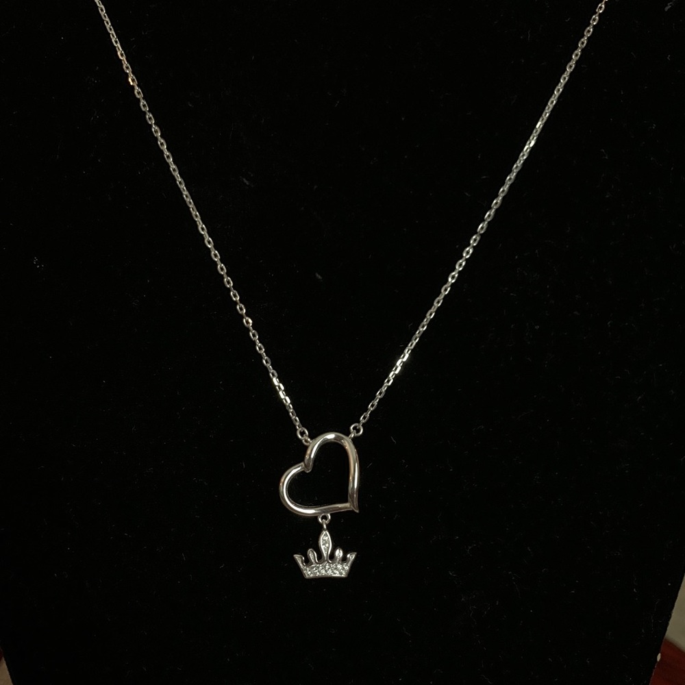 Silver necklace
